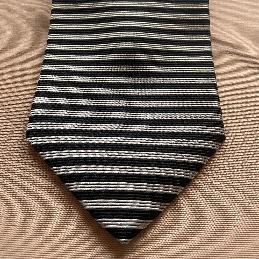 Christopher Hunter Men's grosgrain tie